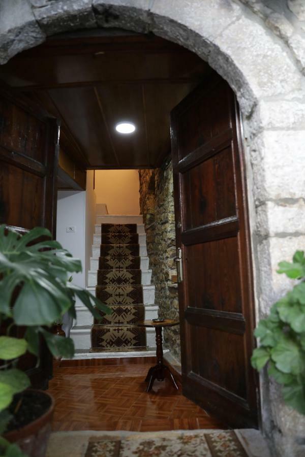 بيرات Guest House Mikel المظهر الخارجي الصورة